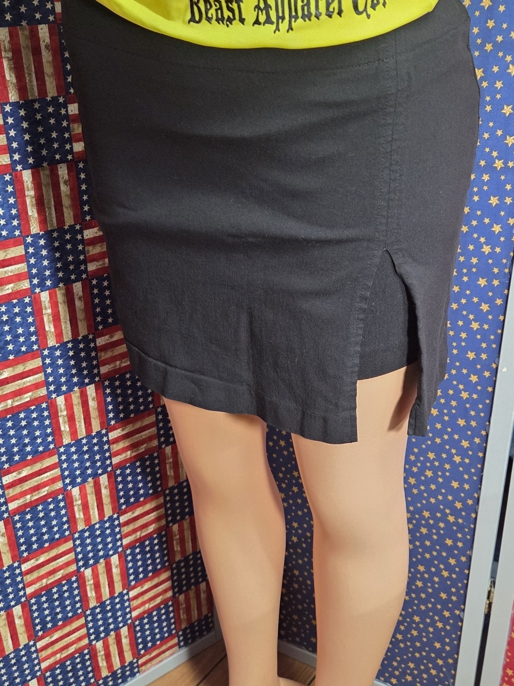 **Women's Black Mini Skirt with Side Slit**